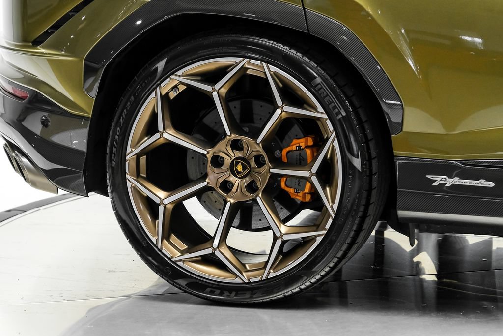 Used 2023 Lamborghini Urus Performante AWD/4WD image 73
