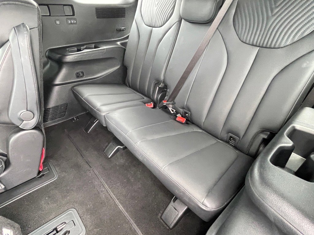 Used 2024 Hyundai Palisade Calligraphy image 11