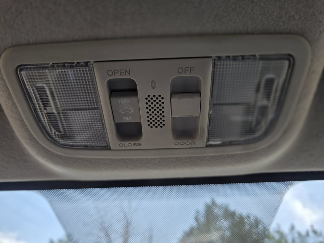 Used 2015 Honda Fit EX image 38
