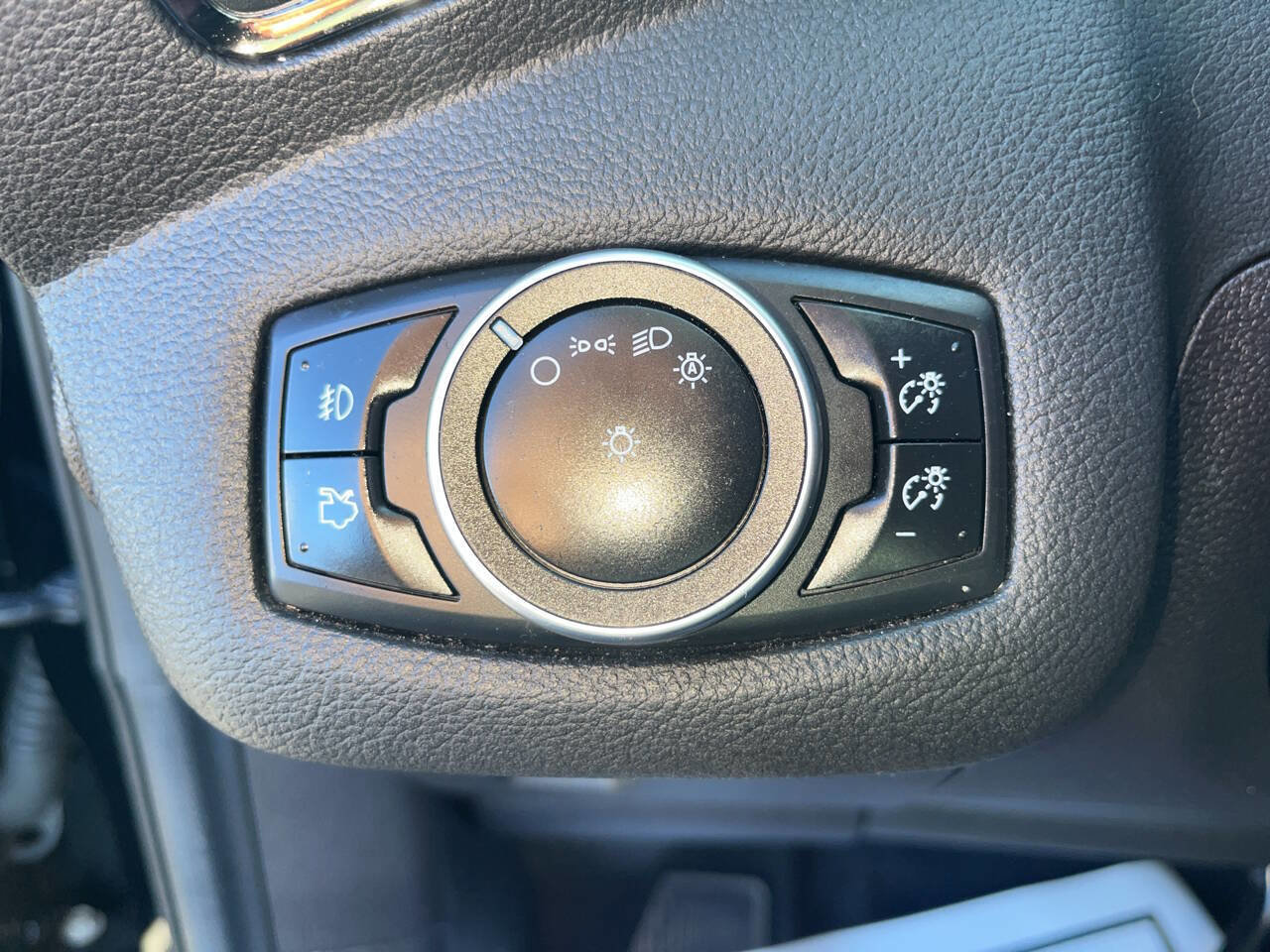 Used 2016 Ford Escape Titanium w/ Equipment Group 301A image 29