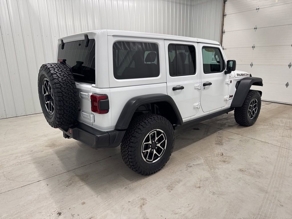Used 2025 Jeep Wrangler Unlimited Rubicon w/ Convenience Group image 5