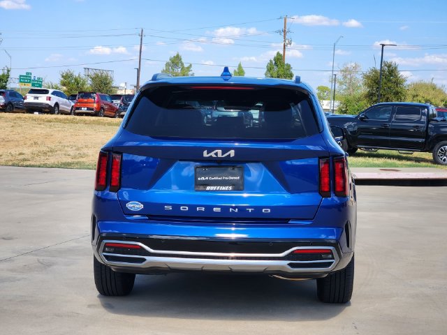 Certified 2022 Kia Sorento S w/ Panoramic Sunroof Package FWD image 6