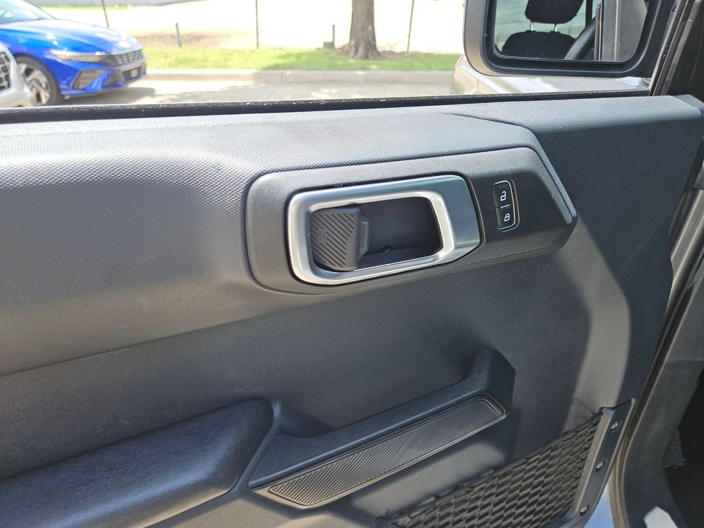 Used 2025 Ford Bronco Big Bend AWD/4WD image 15
