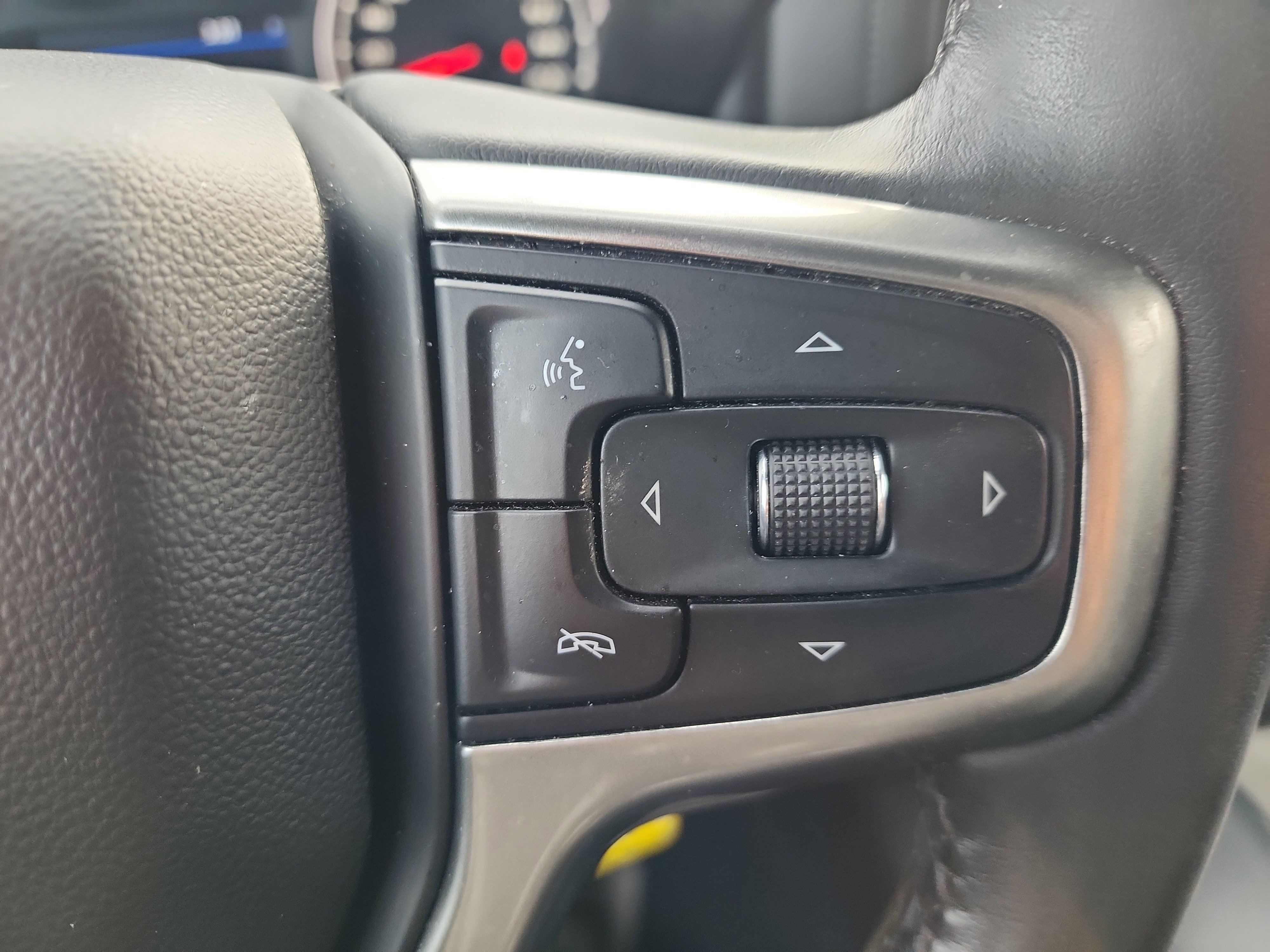 Used 2022 Chevrolet Silverado 1500 LT image 18