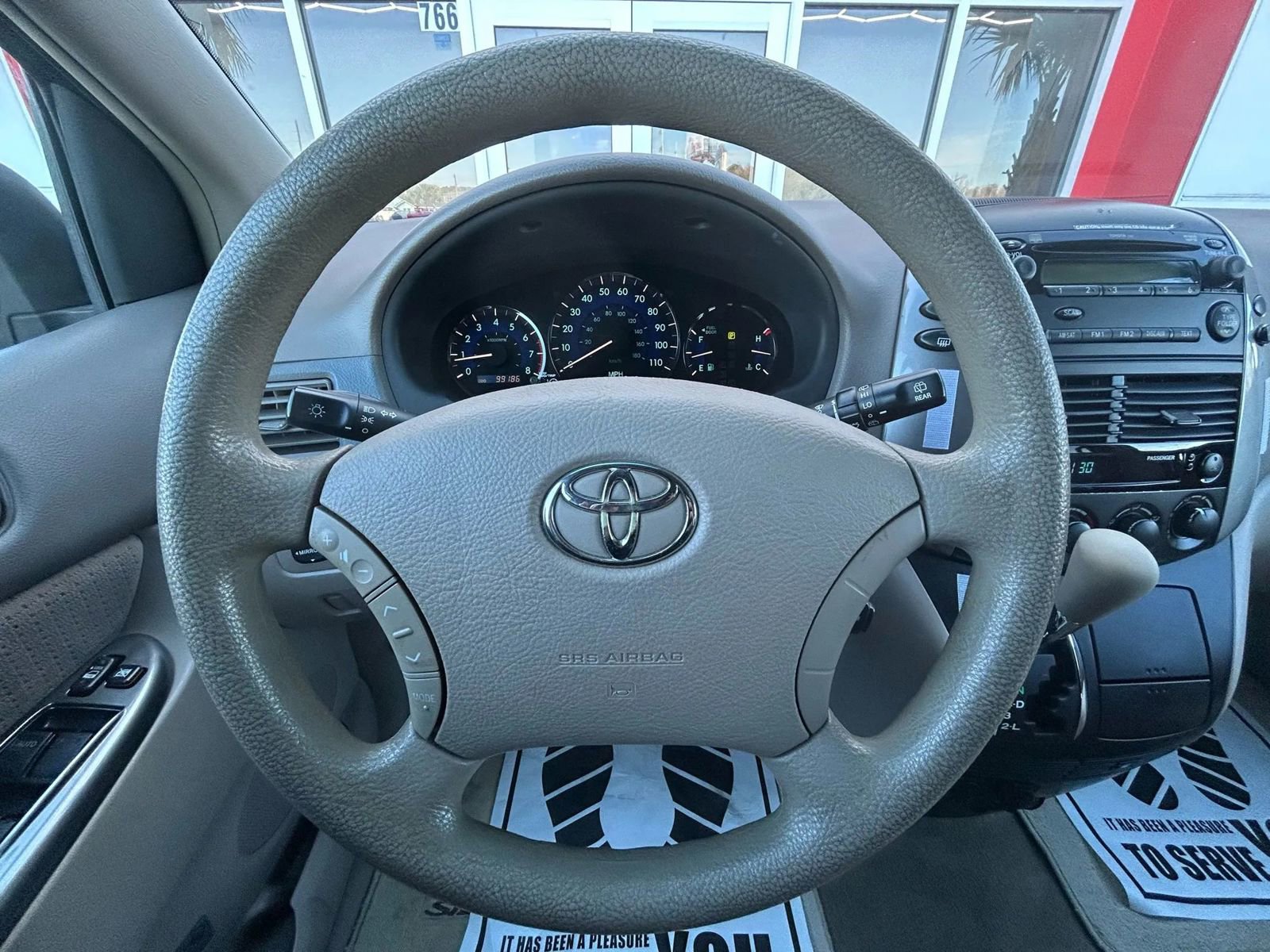 Used 2009 Toyota Sienna LE image 11