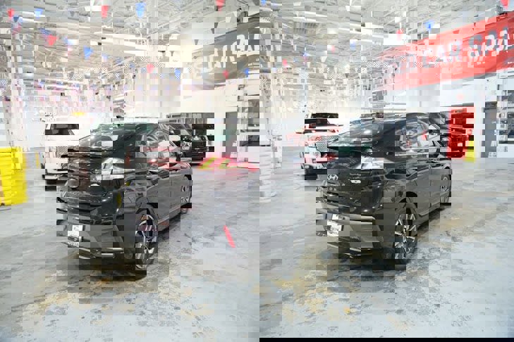 Used 2020 Hyundai Ioniq Limited image 11
