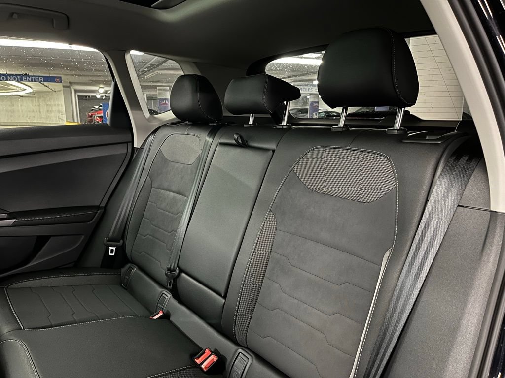 New 2026 Volkswagen Taos SE AWD/4WD image 21