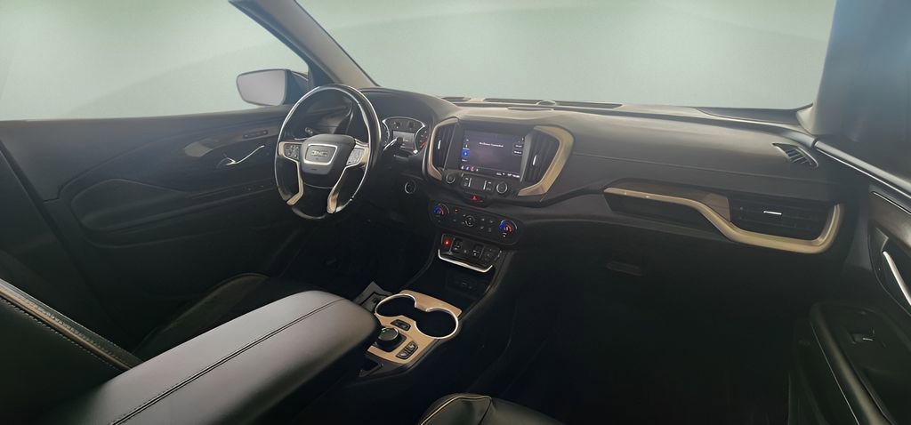 Used 2019 GMC Terrain Denali w/ Advanced Safety Package image 25
