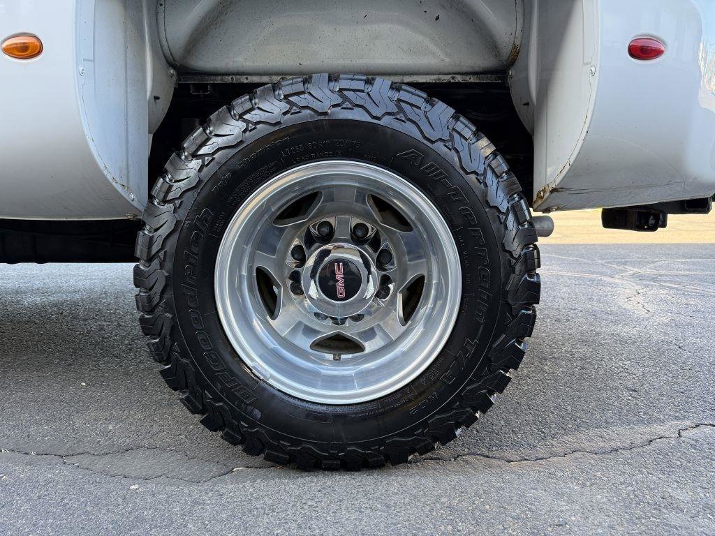 Used 2014 GMC Sierra 3500 Denali AWD/4WD image 39
