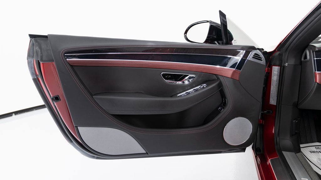 Used 2023 Bentley Continental GT V8 image 10