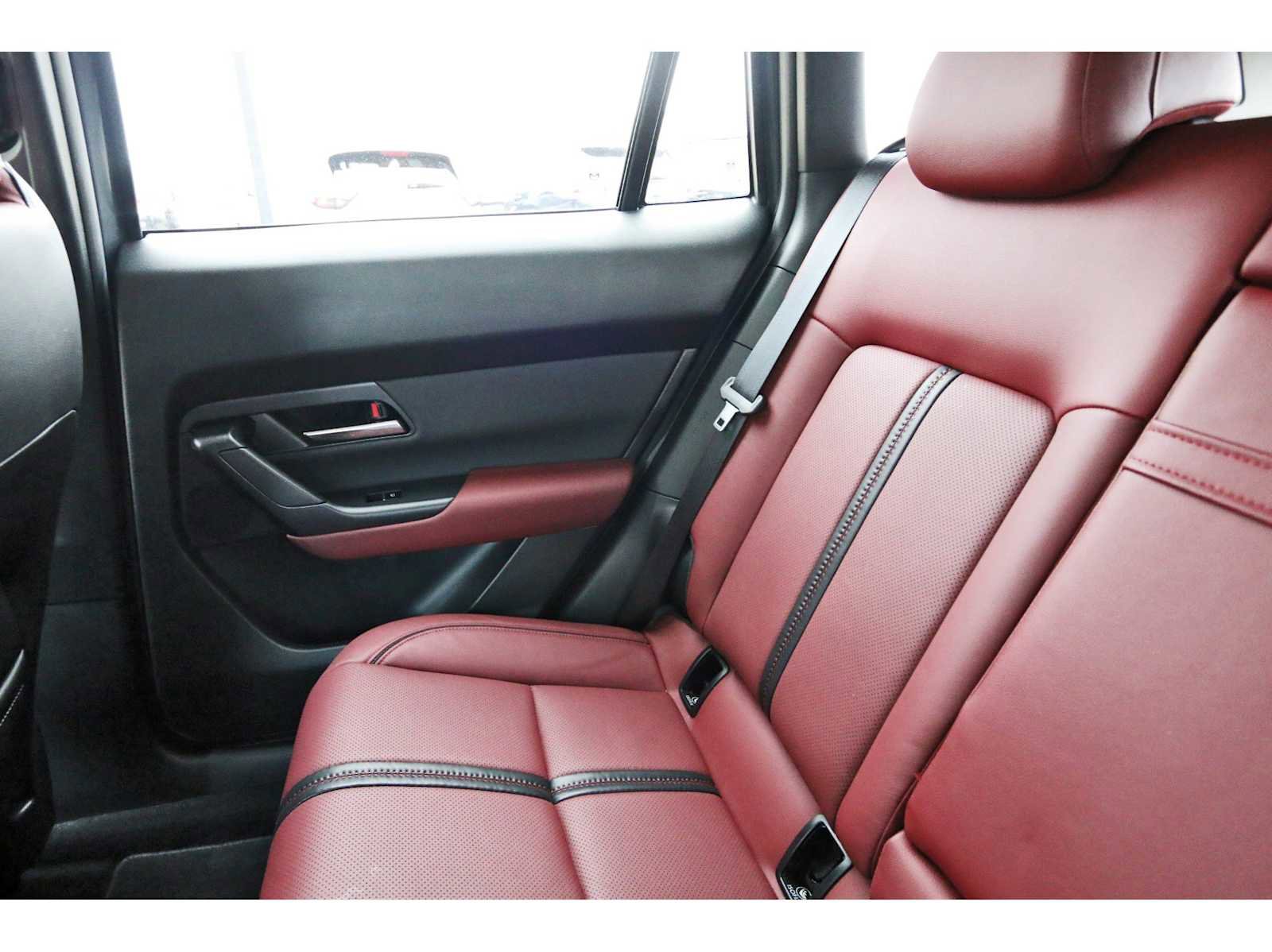 Certified 2025 MAZDA CX-50 2.5 Hybrid w/ Premium Plus Pkg image 9