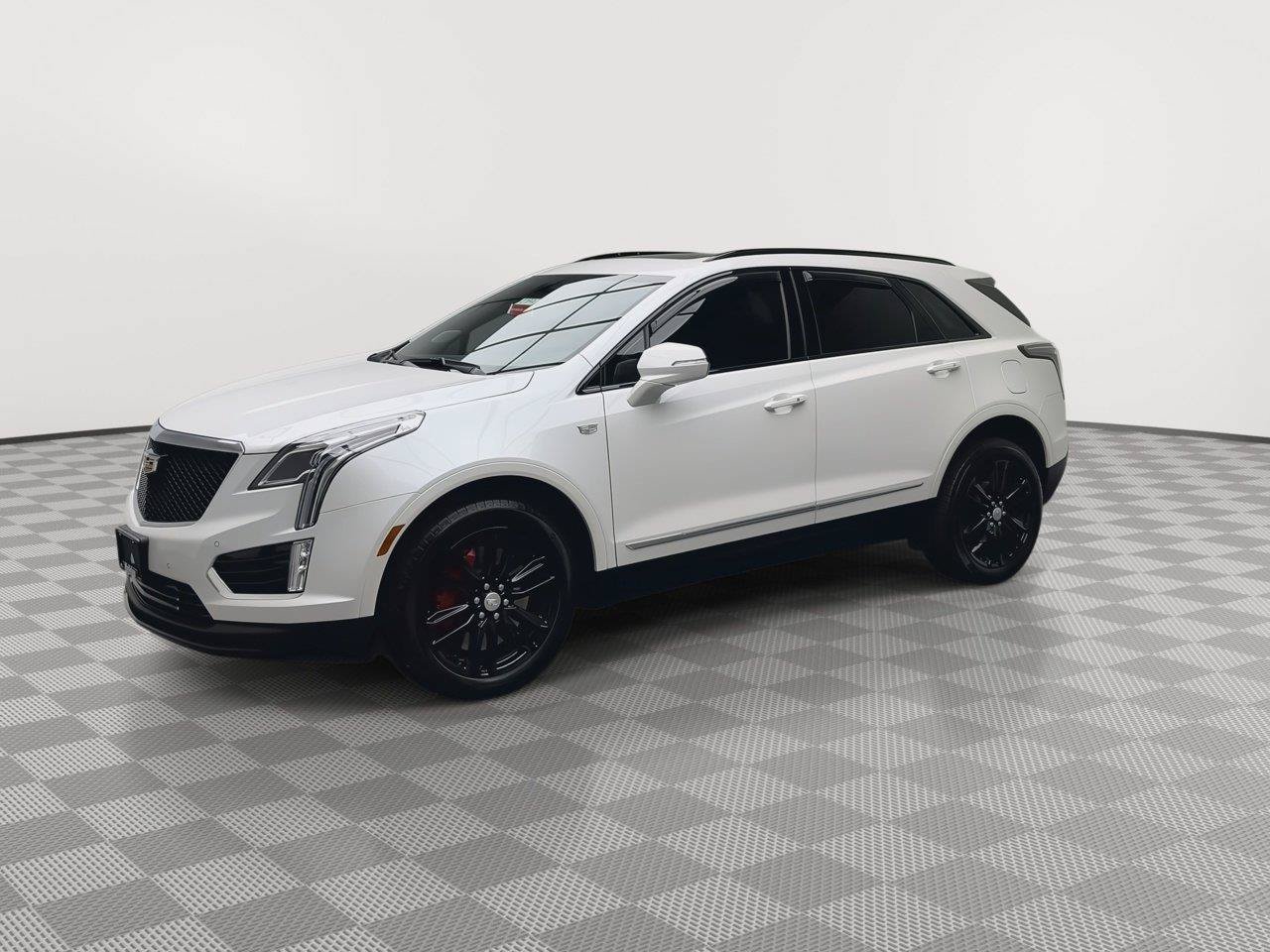 Used 2024 Cadillac XT5 Sportv w/ LPO, Floor Liner Package AWD/4WD image 39
