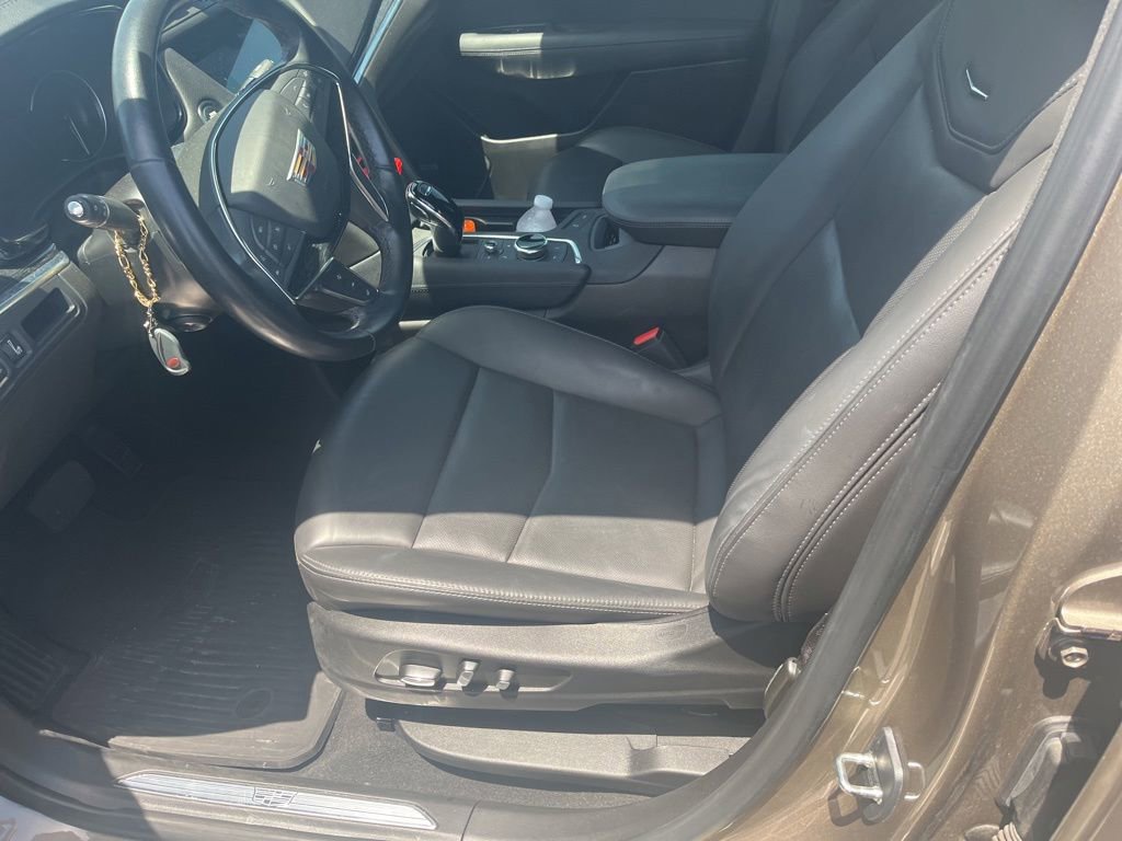 Used 2023 Cadillac XT5 Premium Luxury FWD image 12