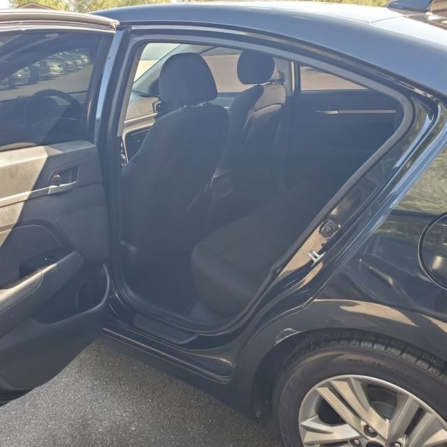 Used 2019 Hyundai Elantra SEL w/ Cargo Package FWD image 33
