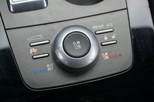 Used 2012 Aston Martin Rapide Luxe image 22