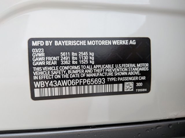 Used 2023 BMW i4 eDrive35 w/ Parking Assistance Package image 17