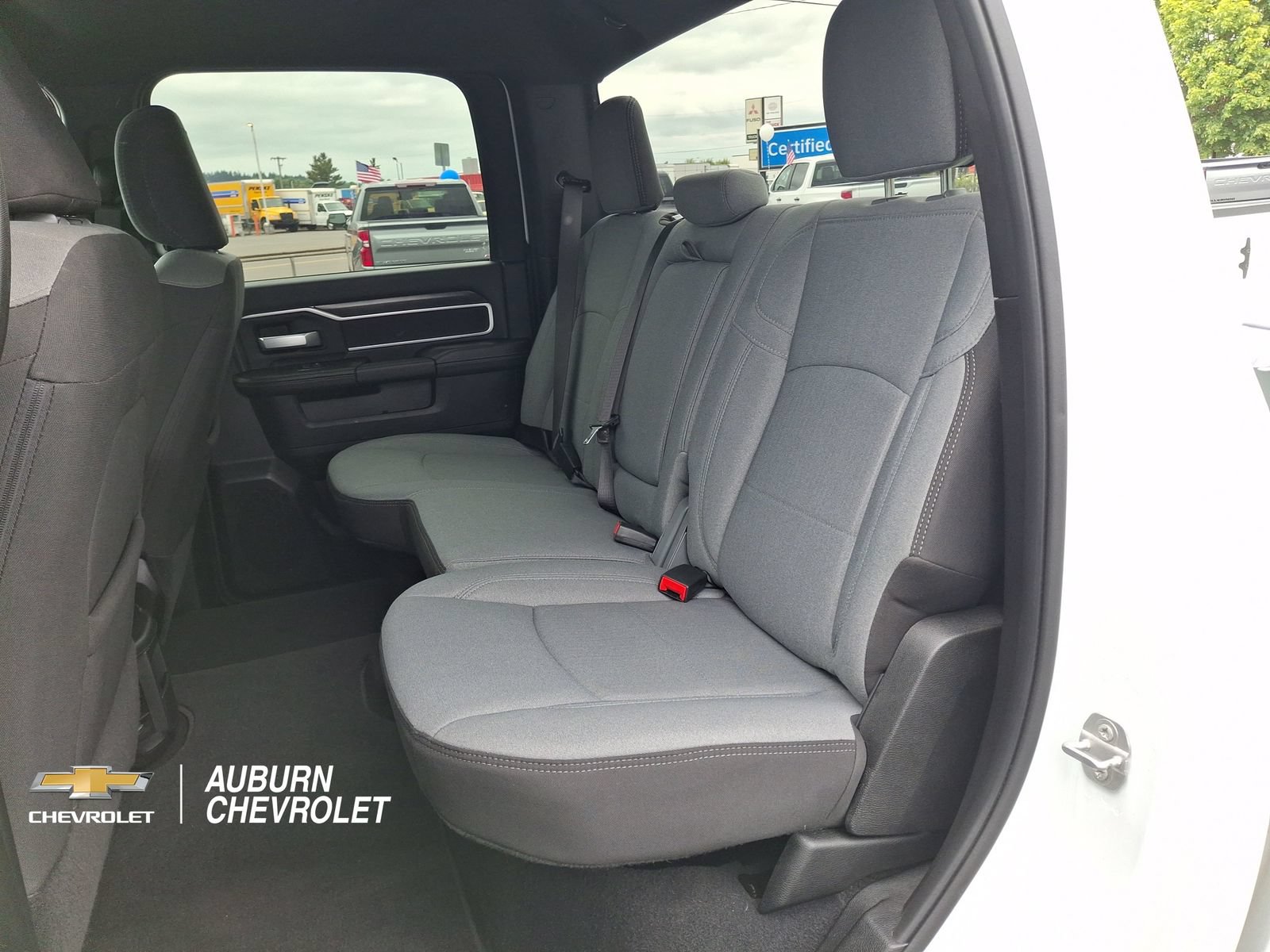 Used 2024 RAM 3500 Big Horn AWD/4WD image 18