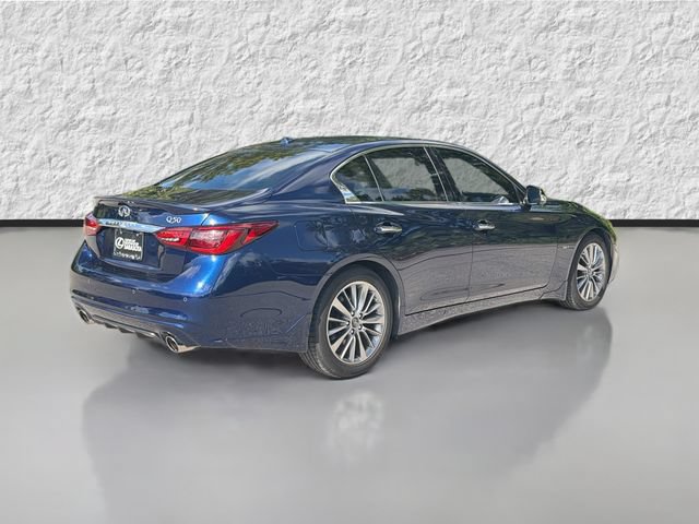 Used 2022 INFINITI Q50 Luxe w/ Cargo Package RWD image 3