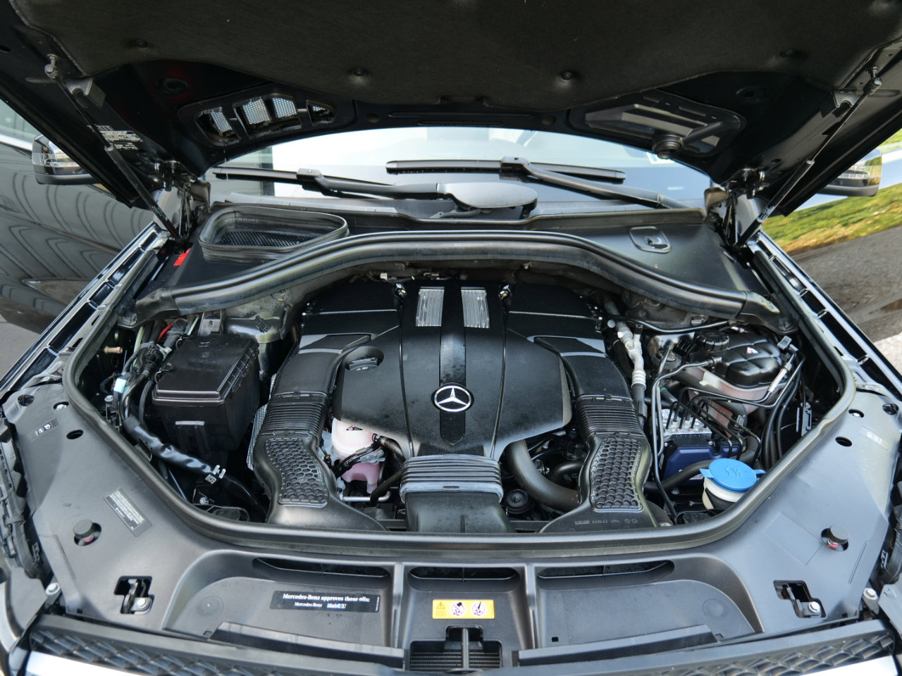 Used 2019 Mercedes-Benz GLS 450 4MATIC w/ Grand Edition Package image 53