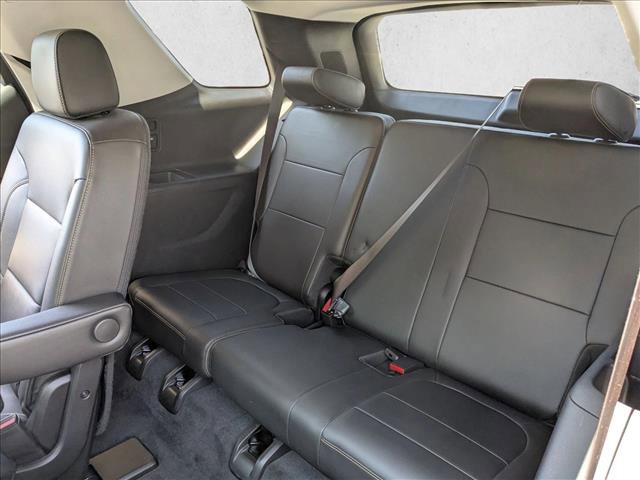 Used 2021 Chevrolet Traverse LT w/ LT Premium Package AWD/4WD image 22