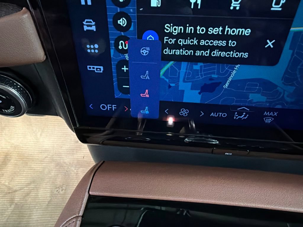 New 2026 Lincoln Navigator Reserve AWD/4WD image 15
