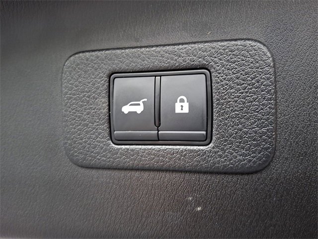 Used 2023 Nissan Armada Platinum w/ Cargo Package image 30