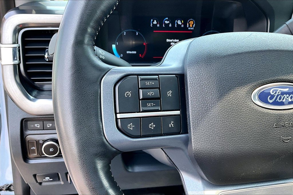 Used 2024 Ford F250 Lariat AWD/4WD image 14