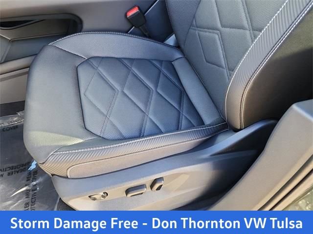 New 2026 Volkswagen Atlas Cross Sport SE image 15