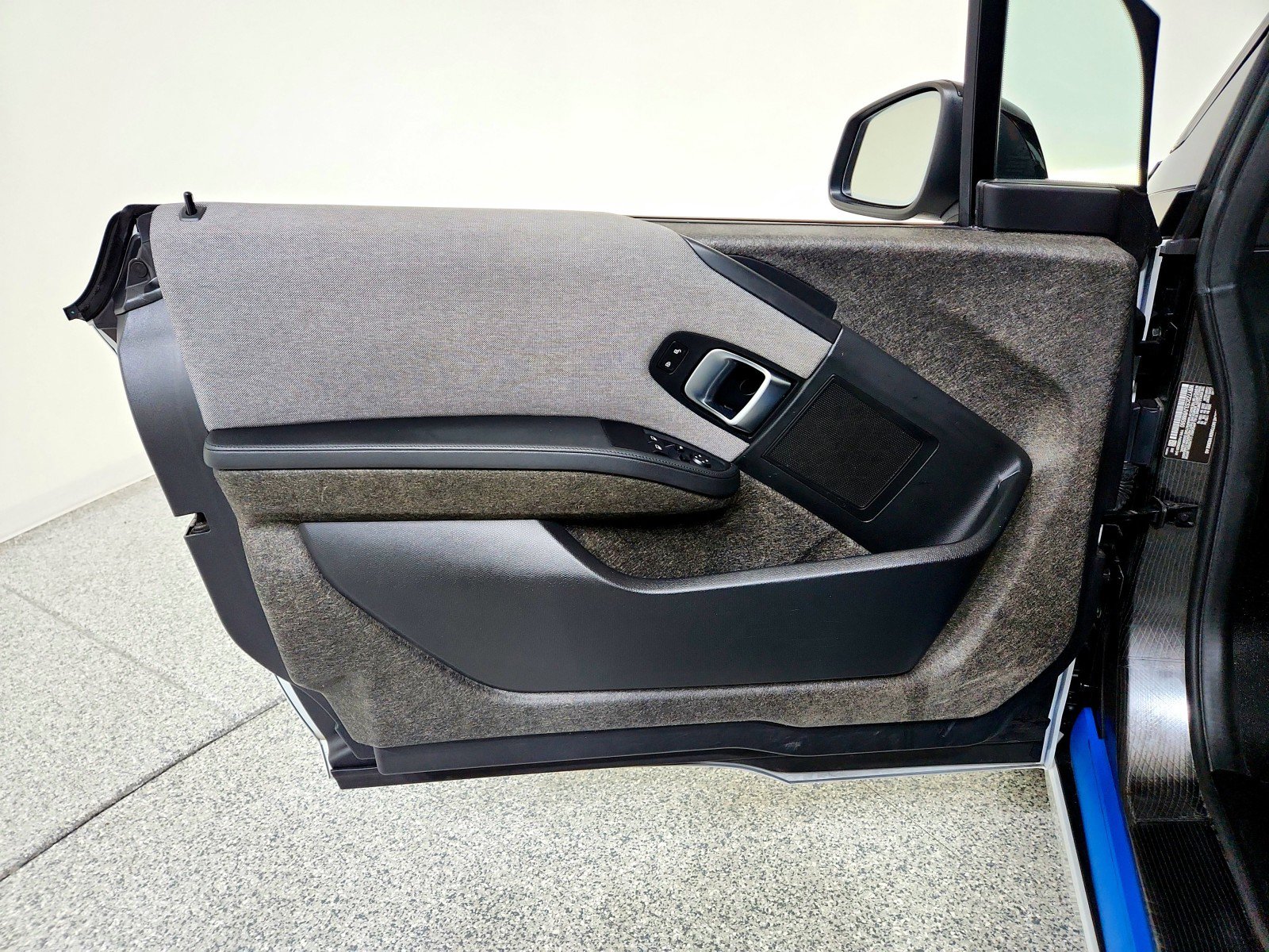 Used 2018 BMW i3 image 15