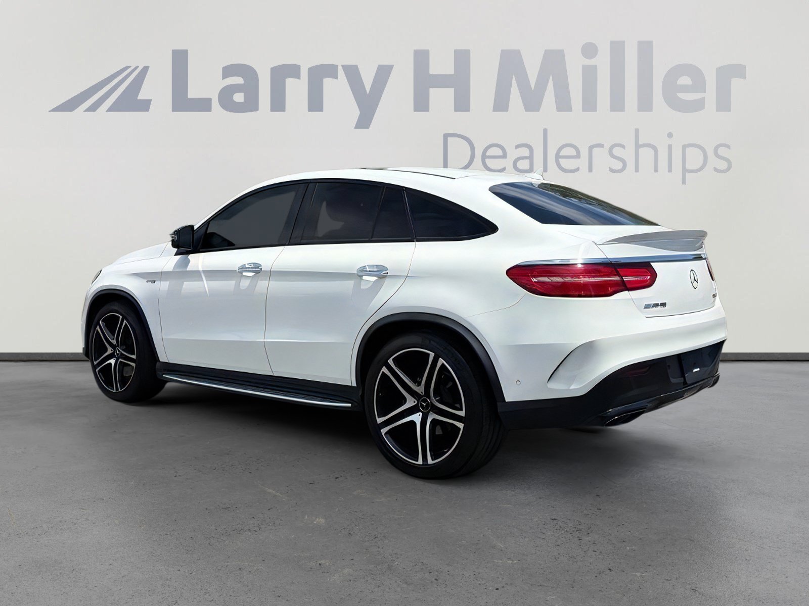 Used 2019 Mercedes-Benz GLE 43 AMG 4MATIC Coupe image 4