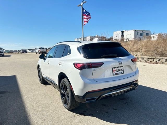 New 2025 Buick Envision Sport Touring image 6