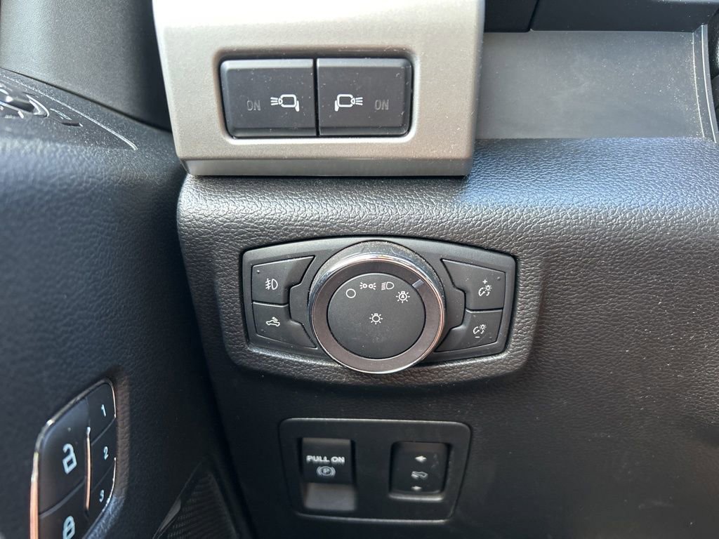 Used 2019 Ford F150 Lariat w/ Equipment Group 502A Luxury image 29