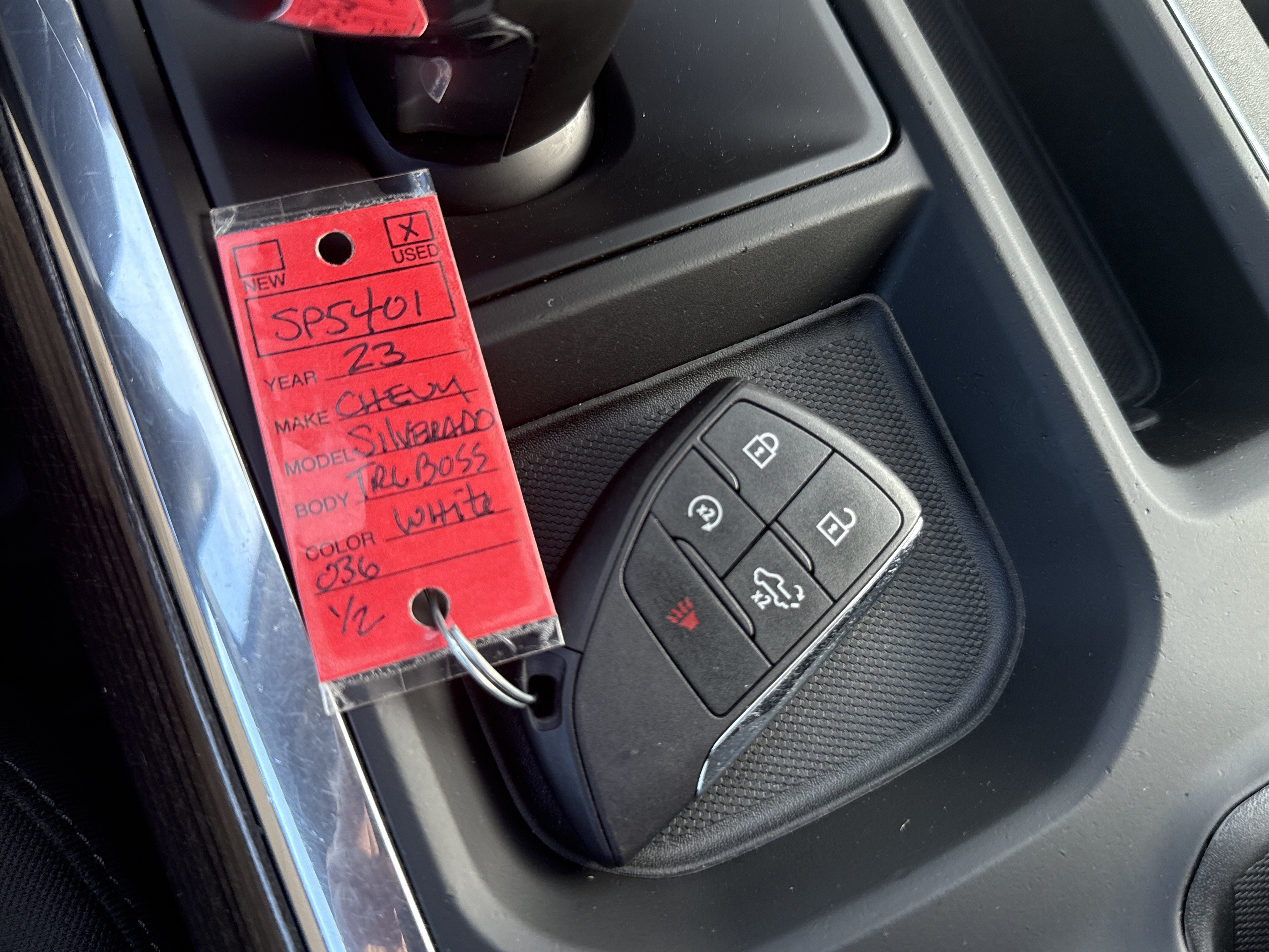 Used 2023 Chevrolet Silverado 1500 LT Trail Boss w/ LPO, Dark Essentials Package AWD/4WD image 31