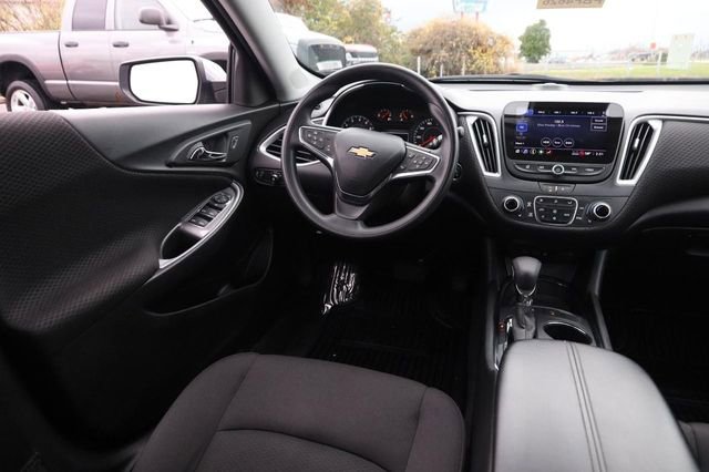Used 2024 Chevrolet Malibu LT image 20