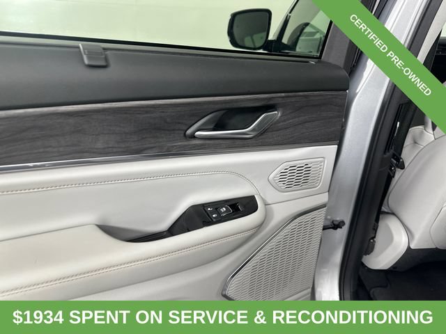 Certified 2023 Jeep Grand Cherokee L Overland w/ Luxury Tech Group IV AWD/4WD image 13