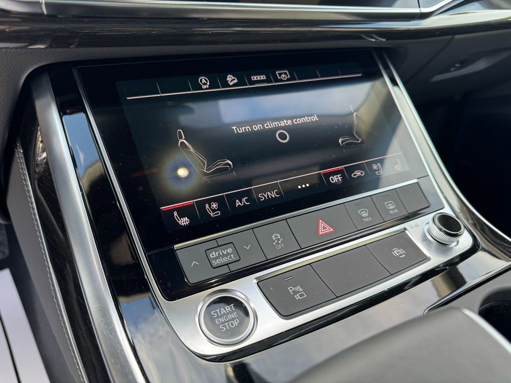 Used 2025 Audi Q8 Premium Plus image 27