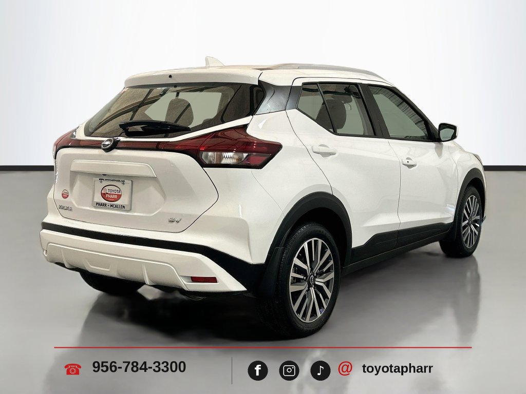 Used 2024 Nissan Kicks SV FWD image 4