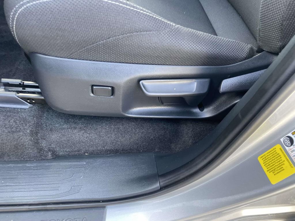 Used 2025 Toyota 4Runner SR5 image 29