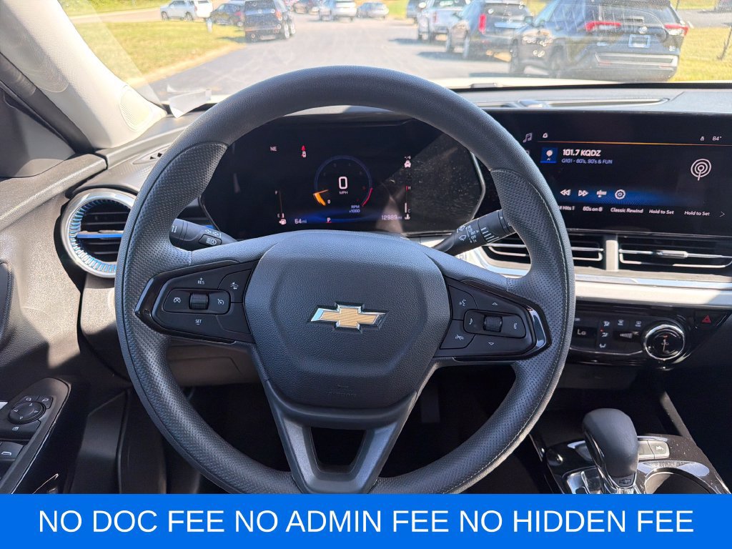 Used 2026 Chevrolet Trax LT FWD image 16