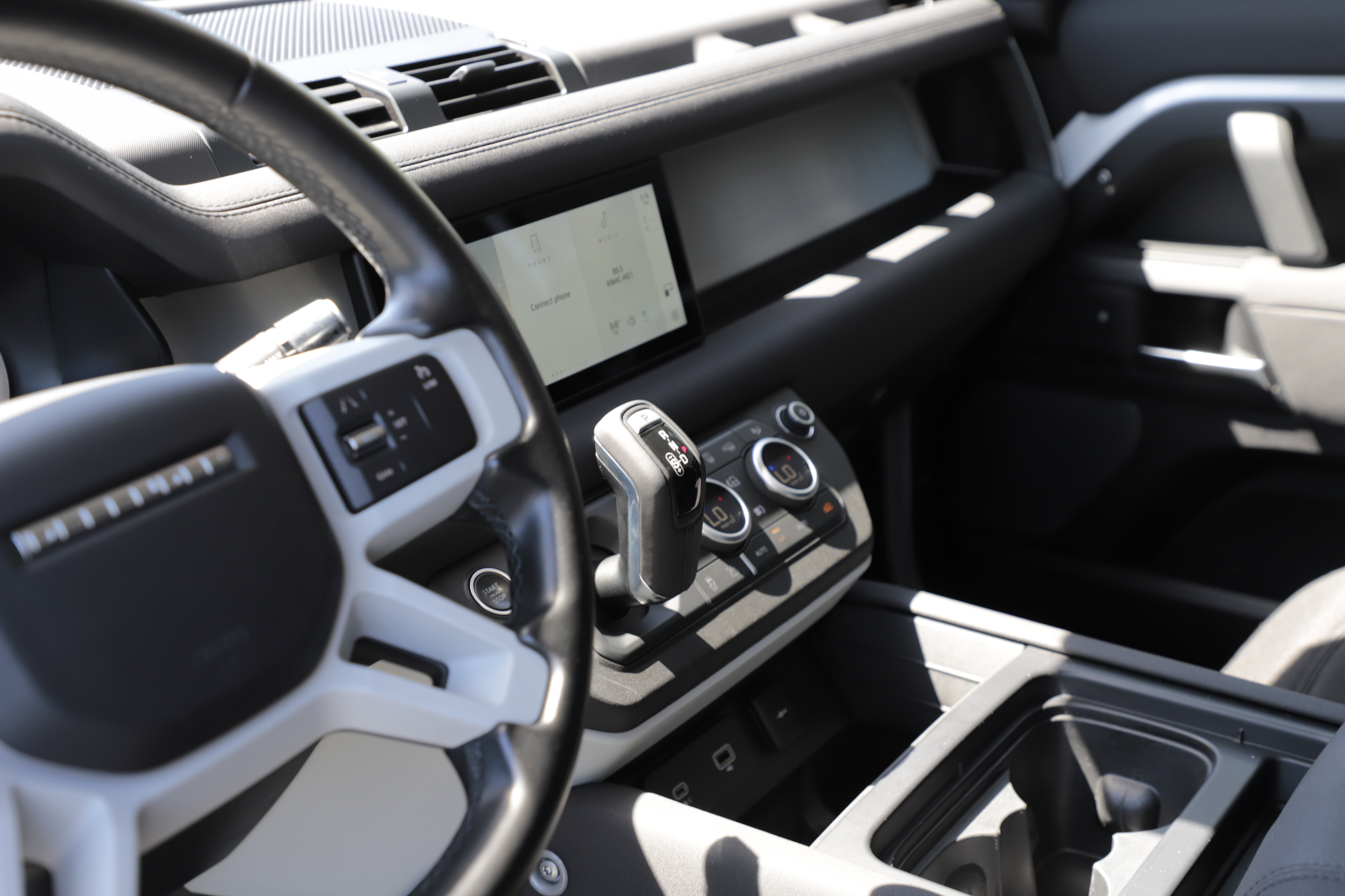 Used 2022 Land Rover Defender 110 AWD/4WD image 22