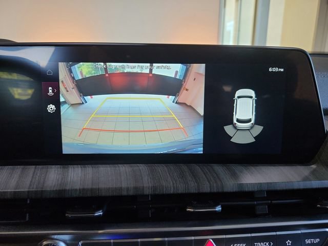 Certified 2024 Kia Telluride EX w/ EX Captain's Chair Package AWD/4WD image 17