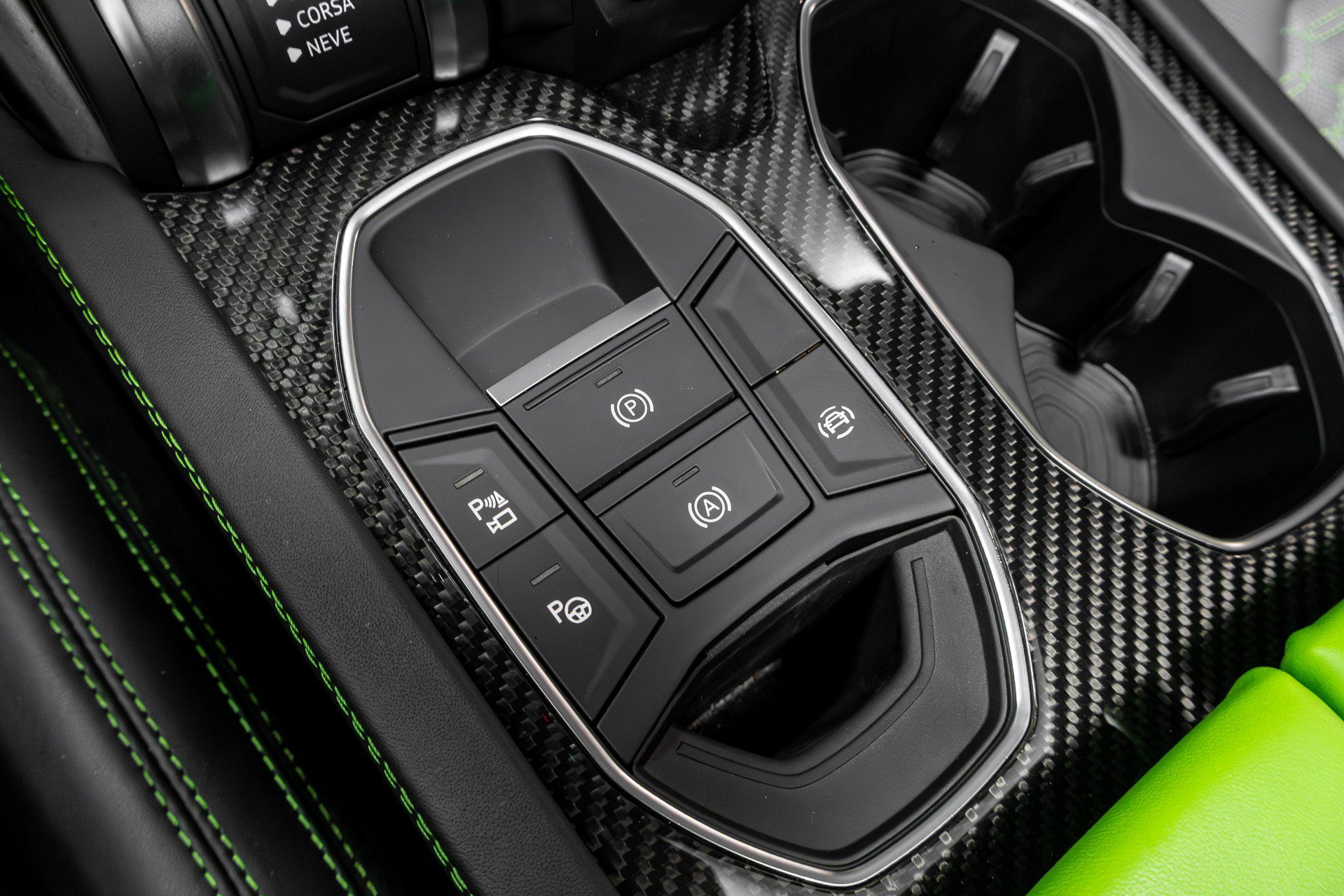 Used 2022 Lamborghini Urus image 85