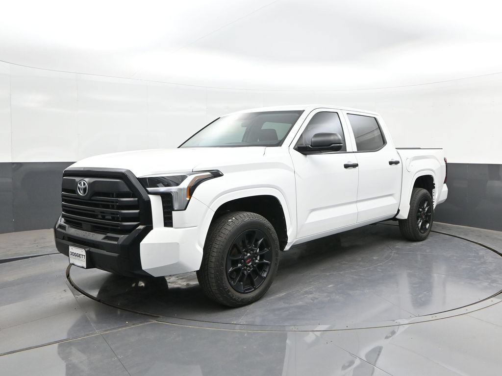 Used 2024 Toyota Tundra SR w/ SR Tow Package AWD/4WD image 28