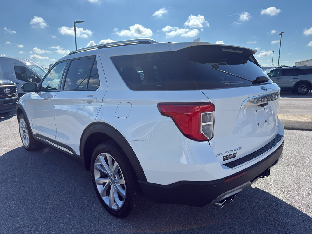 Certified 2023 Ford Explorer Platinum w/ Technology Package AWD/4WD image 7
