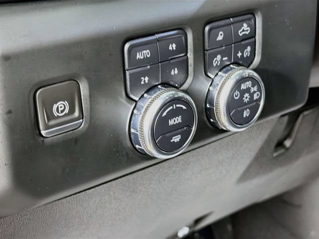 Used 2024 GMC Sierra 2500 Denali w/ Denali Reserve Package AWD/4WD image 10