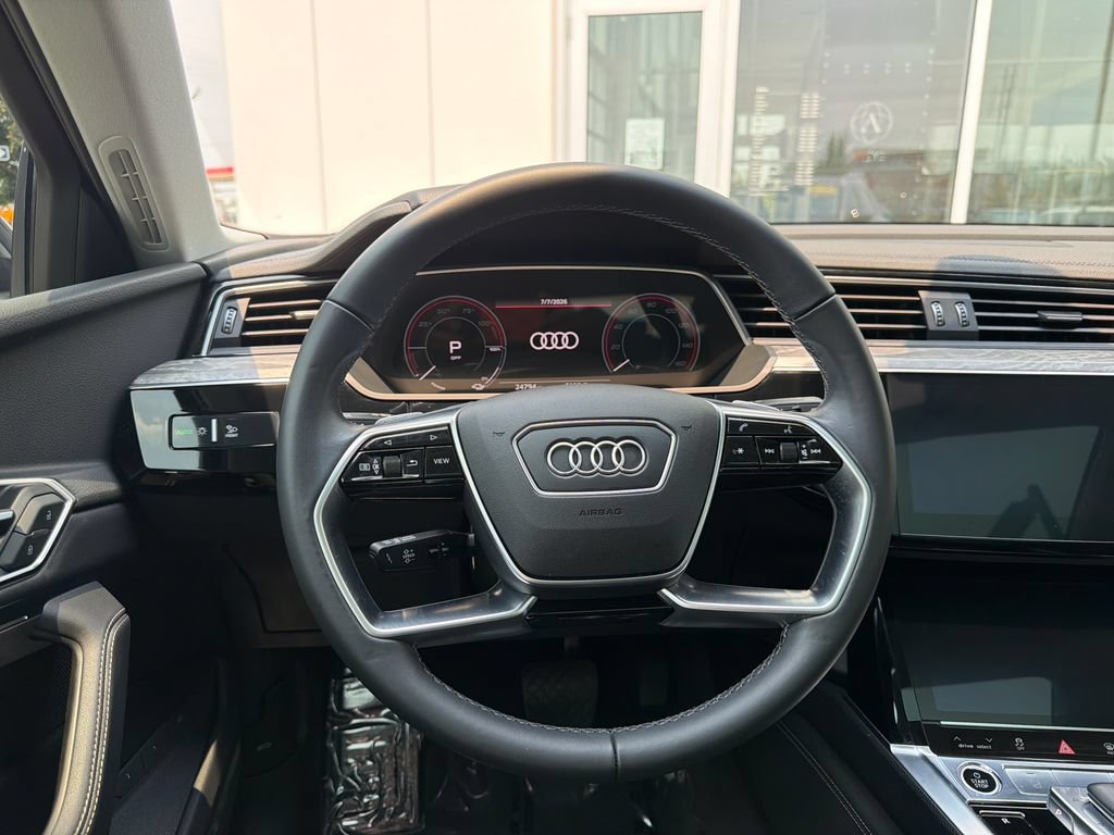 Used 2024 Audi Q8 e-tron Premium Plus w/ Premium Plus Package AWD/4WD image 15