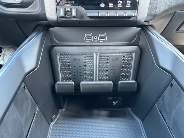 New 2027 RAM 3500 Lone Star AWD/4WD image 22