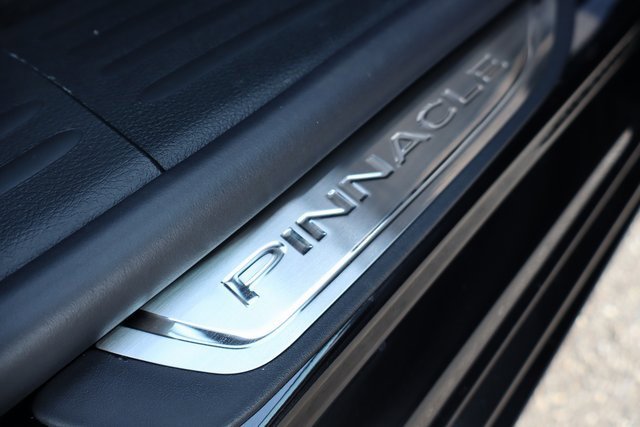 New 2026 Chrysler Pacifica Pinnacle w/ Trailer Tow Group image 65