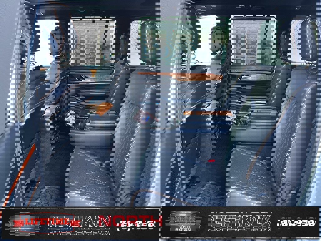 Used 2024 Jeep Grand Wagoneer L Series III image 14