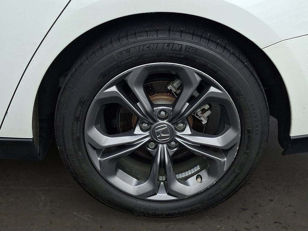 Used 2024 Honda Accord EX image 3